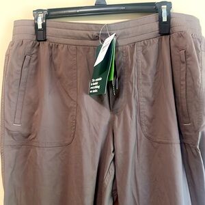 L.L. Bean Vista Camp slim leg pant. Size M reg. 
Trail, camp, travel,adventure.